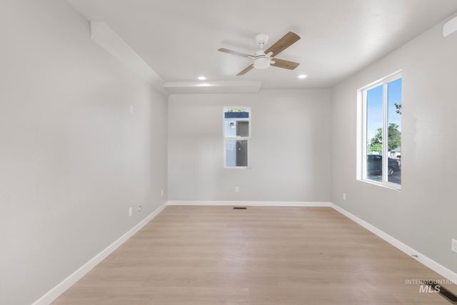 513 W Avenue B, Jerome, ID 83338