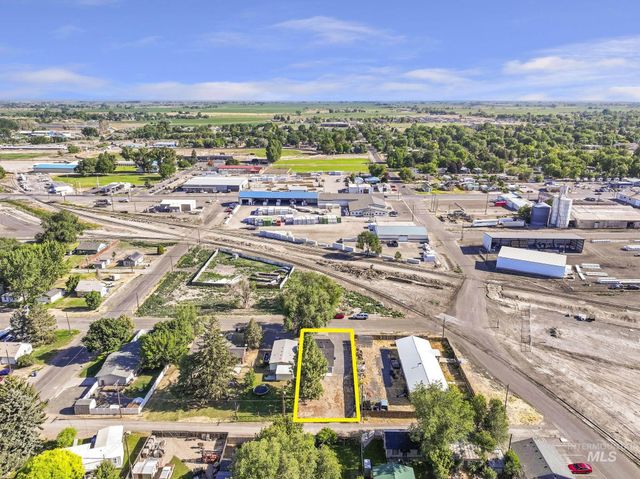 513 W Avenue B, Jerome, ID 83338