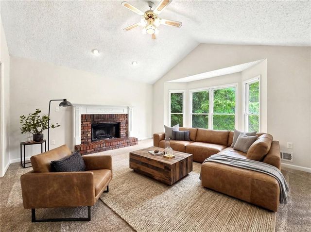 226 Schroeder Way, Hiram, GA 30141