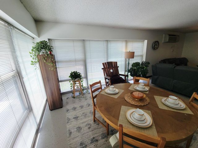 232 S Highland St Apt 608, Memphis, TN 38111