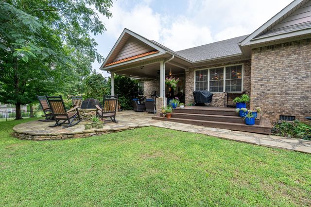 187 Double Eagle Dr, Summertown, TN 38483