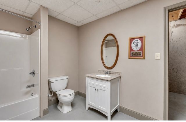 187 Double Eagle Dr, Summertown, TN 38483