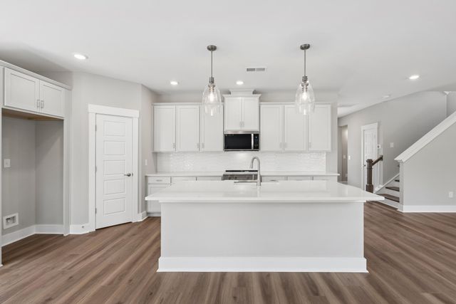 5362 Elder Avenue, North Charleston, SC 29406