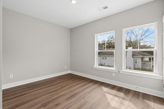 5362 Elder Avenue, North Charleston, SC 29406
