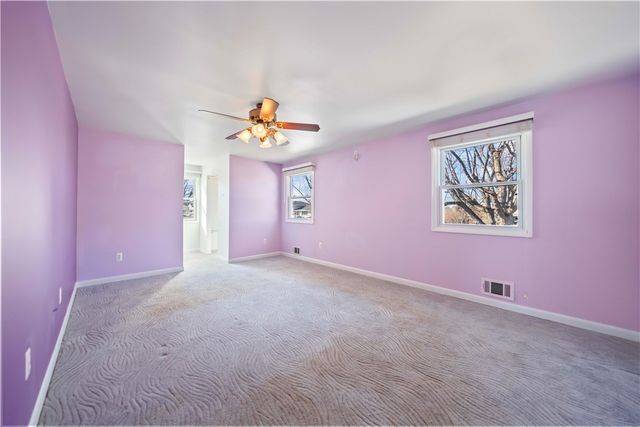 30 Green Acre Lane, Gates, NY 14624