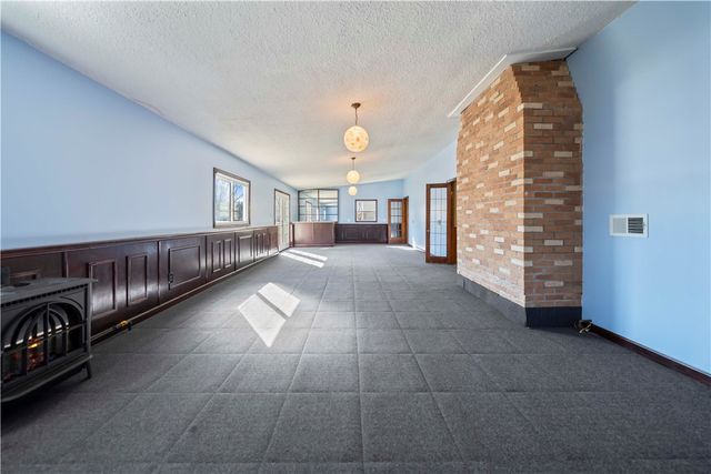 30 Green Acre Lane, Gates, NY 14624