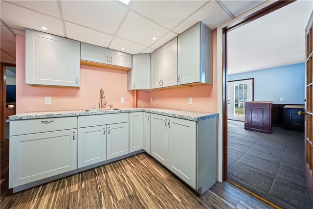 30 Green Acre Lane, Gates, NY 14624