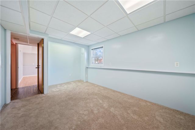 30 Green Acre Lane, Gates, NY 14624