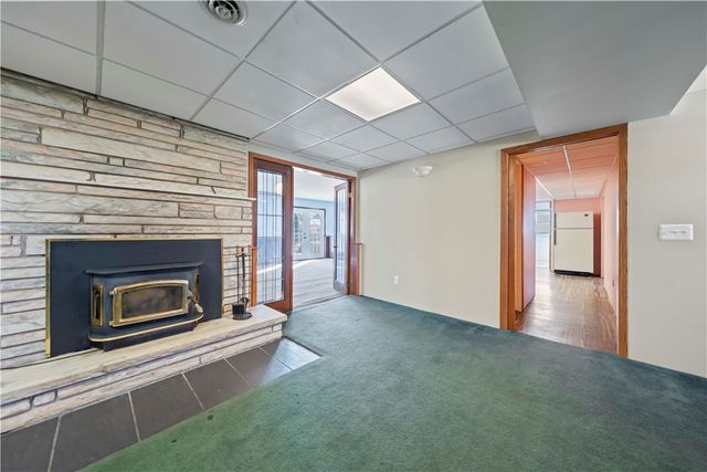 30 Green Acre Lane, Gates, NY 14624