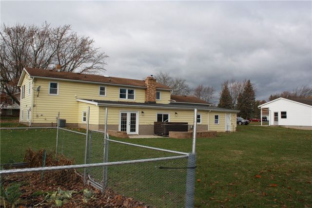 30 Green Acre Lane, Gates, NY 14624