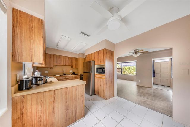 517 41ST AVENUE S, St Petersburg, FL 33705