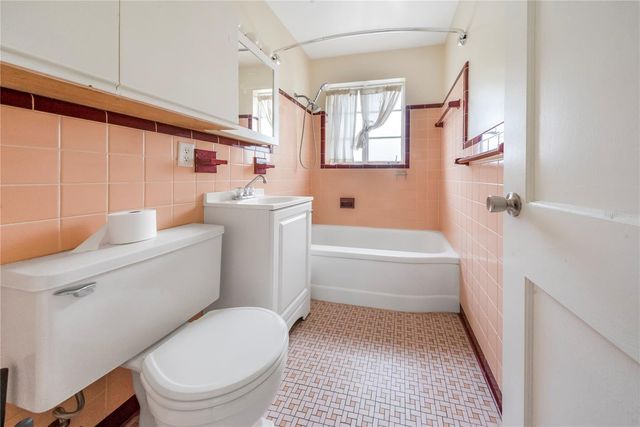 517 41ST AVENUE S, St Petersburg, FL 33705