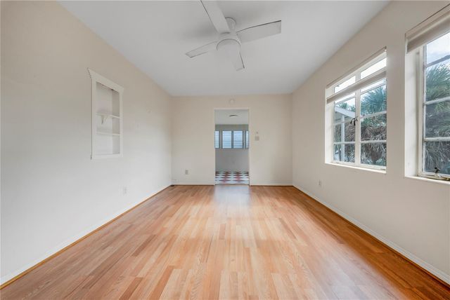 517 41ST AVENUE S, St Petersburg, FL 33705