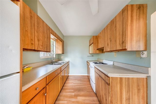 517 41ST AVENUE S, St Petersburg, FL 33705