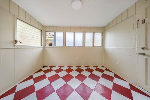 517 41ST AVENUE S, St Petersburg, FL 33705