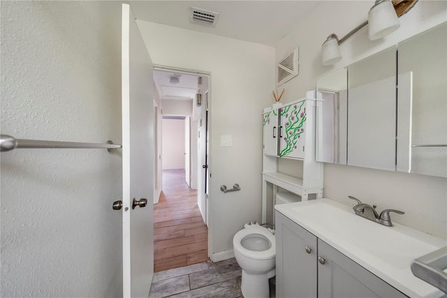 517 41ST AVENUE S, St Petersburg, FL 33705