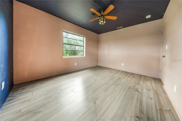 517 41ST AVENUE S, St Petersburg, FL 33705