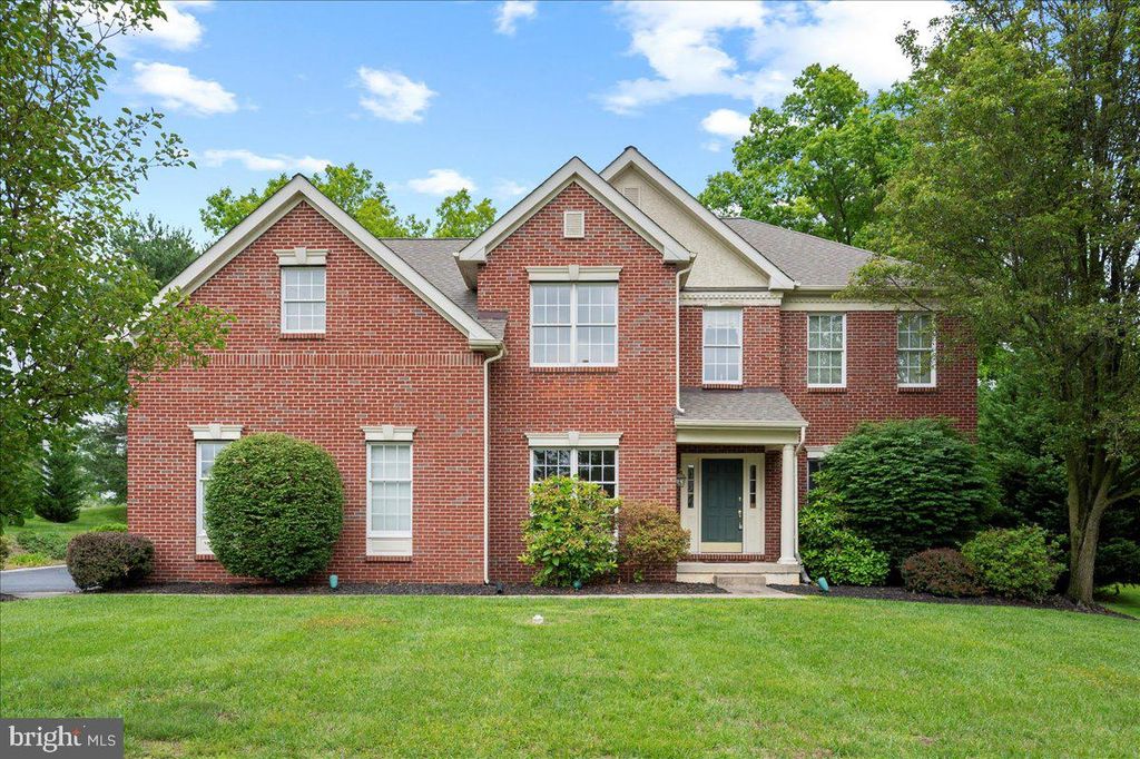 23 ANNESLEY DR, Glen Mills, PA 19342