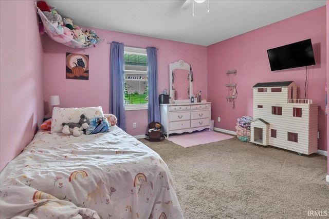 19 Lakeview Drive, Mount Vernon, IN 47620