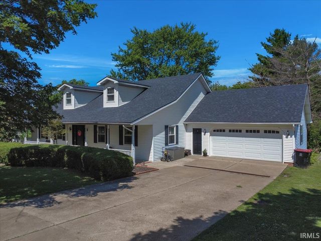 19 Lakeview Drive, Mount Vernon, IN 47620