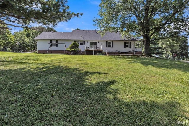 19 Lakeview Drive, Mount Vernon, IN 47620