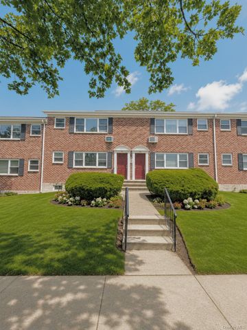 7012 Kissena Boulevard 102A, Flushing, NY 11367