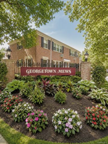 7012 Kissena Boulevard 102A, Flushing, NY 11367