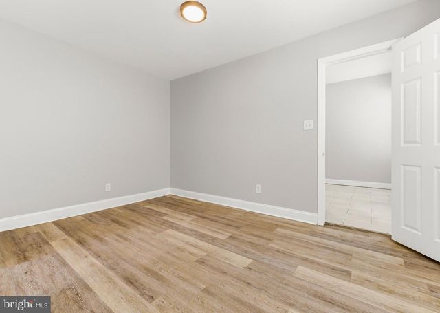 3007 WESTFIELD AVE, Camden, NJ 08105