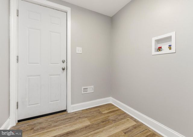 3007 WESTFIELD AVE, Camden, NJ 08105