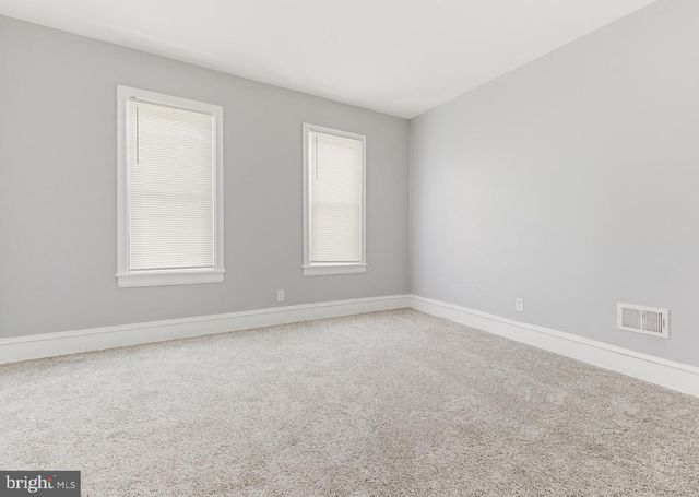 3007 WESTFIELD AVE, Camden, NJ 08105