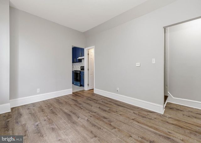 3007 WESTFIELD AVE, Camden, NJ 08105