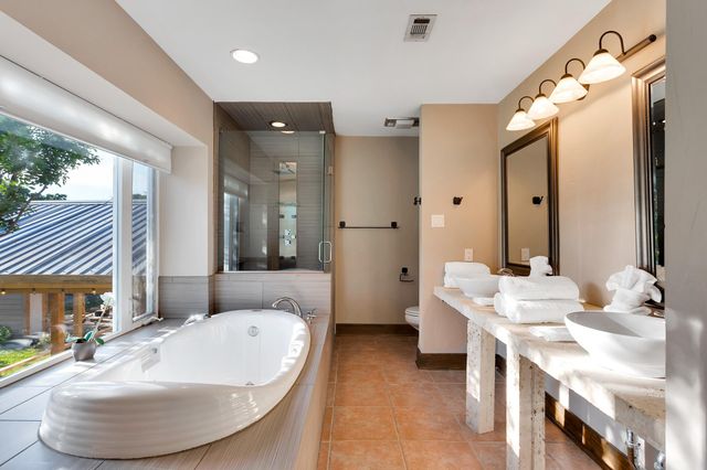 22599 S Ranch Road 12, Dripping Springs, TX 78620