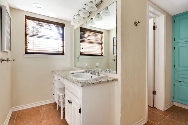 22599 S Ranch Road 12, Dripping Springs, TX 78620