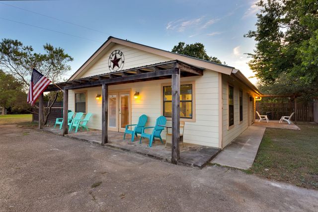 22599 S Ranch Road 12, Dripping Springs, TX 78620
