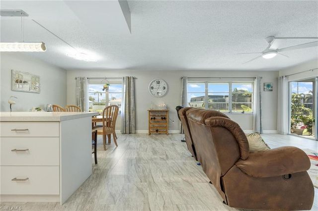 108 SE 47th ST # 102, Cape Coral, FL 33904