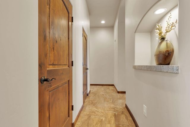 1704 20th Avenue SE, Rio Rancho, NM 87124