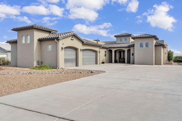 1704 20th Avenue SE, Rio Rancho, NM 87124