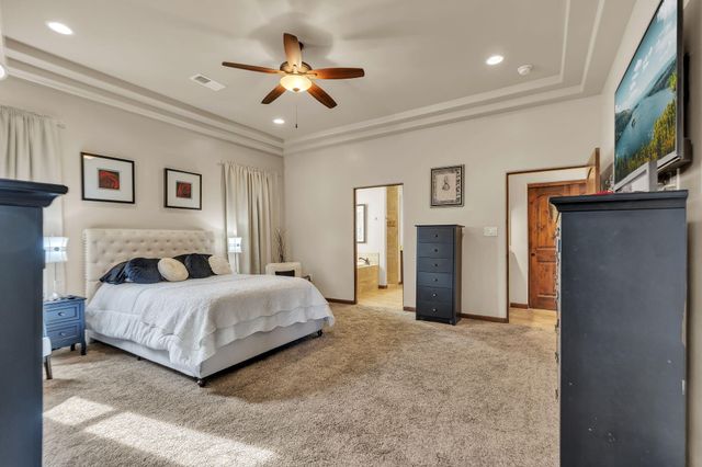 1704 20th Avenue SE, Rio Rancho, NM 87124