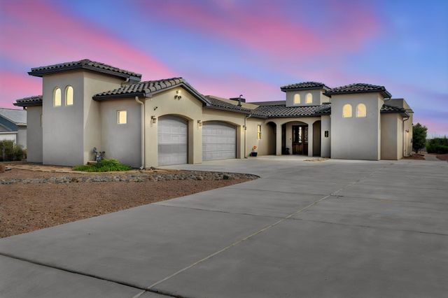 1704 20th Avenue SE, Rio Rancho, NM 87124