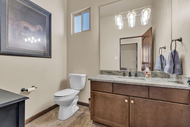 1704 20th Avenue SE, Rio Rancho, NM 87124