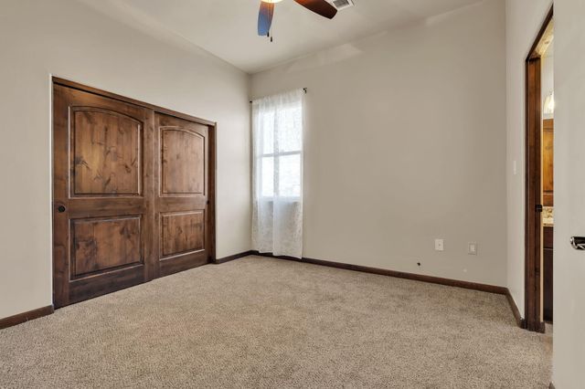 1704 20th Avenue SE, Rio Rancho, NM 87124