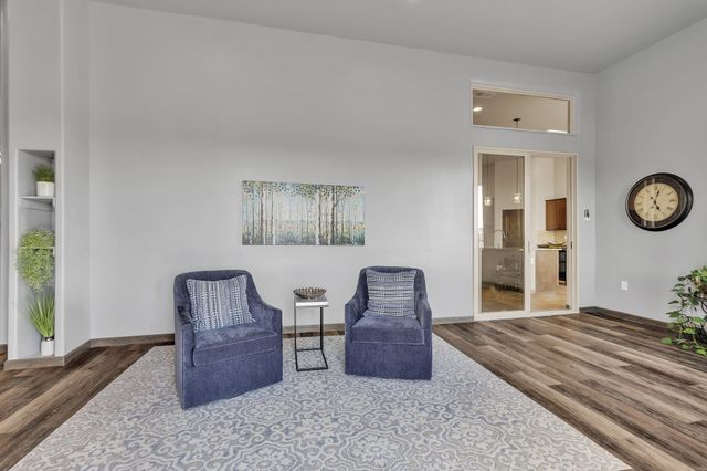 1704 20th Avenue SE, Rio Rancho, NM 87124