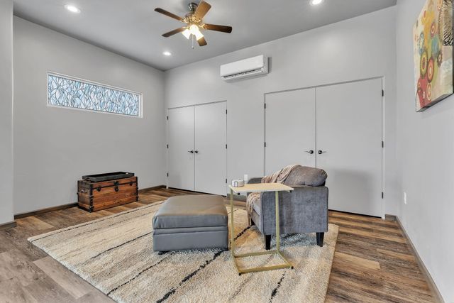 1704 20th Avenue SE, Rio Rancho, NM 87124