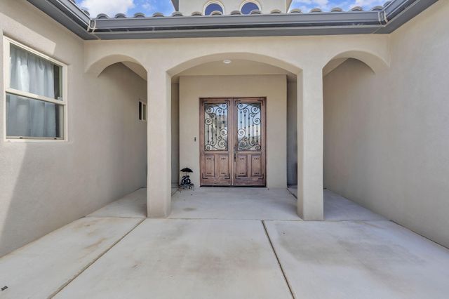 1704 20th Avenue SE, Rio Rancho, NM 87124