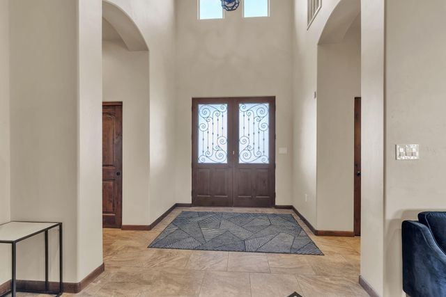 1704 20th Avenue SE, Rio Rancho, NM 87124