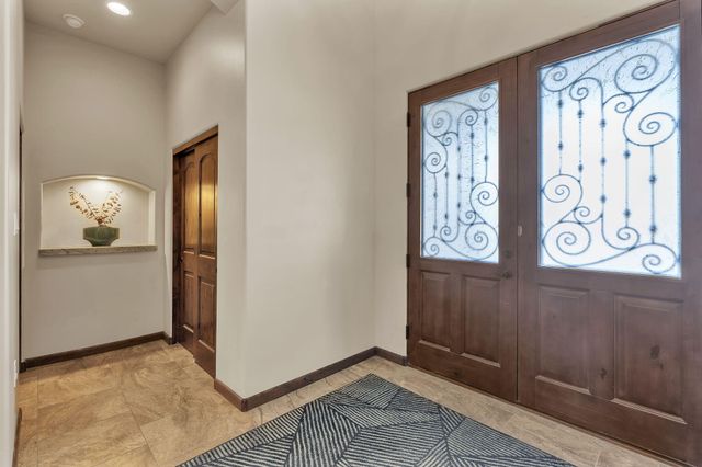 1704 20th Avenue SE, Rio Rancho, NM 87124