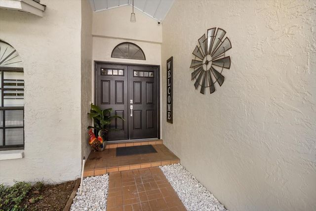2110 LAINDALE PLACE, Valrico, FL 33596