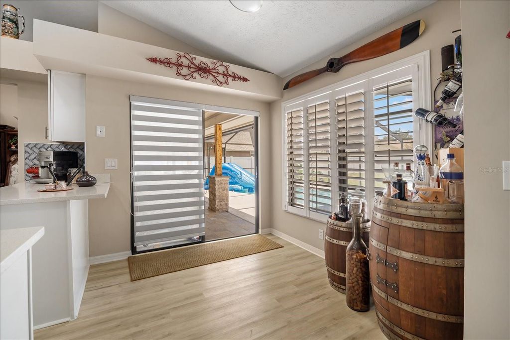 Image 17 of property listing at 2110 LAINDALE PLACE, Valrico, FL 33596