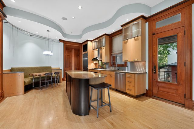 525 E 4th Street, Newport, KY 41071