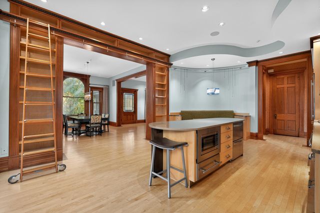 525 E 4th Street, Newport, KY 41071